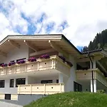 Apartment In Milders With Stubai Supercard *